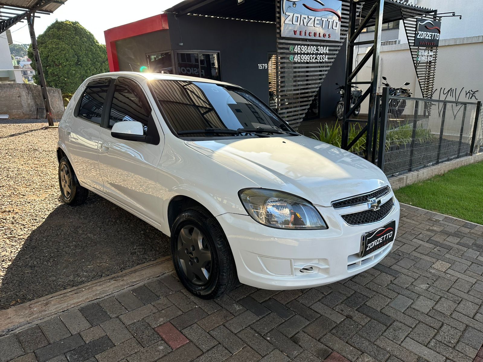 Chevrolet Celta 1.0 LT - Completo