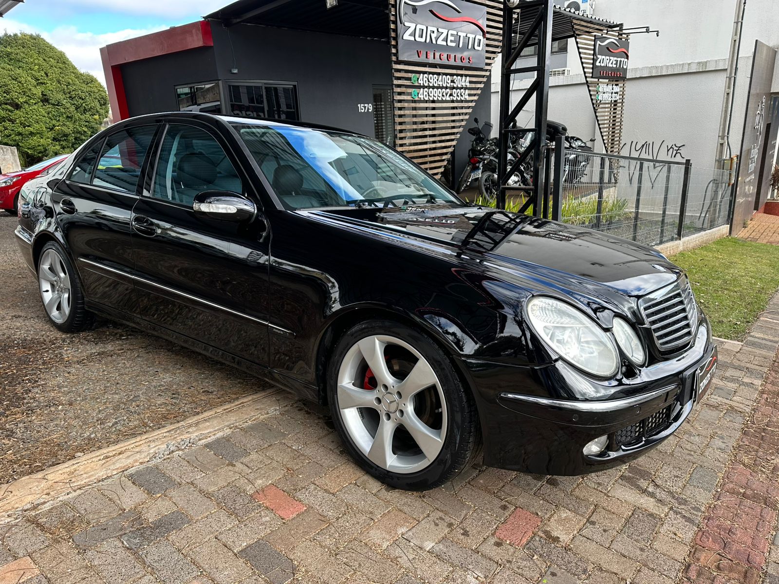 Mercedes E-320